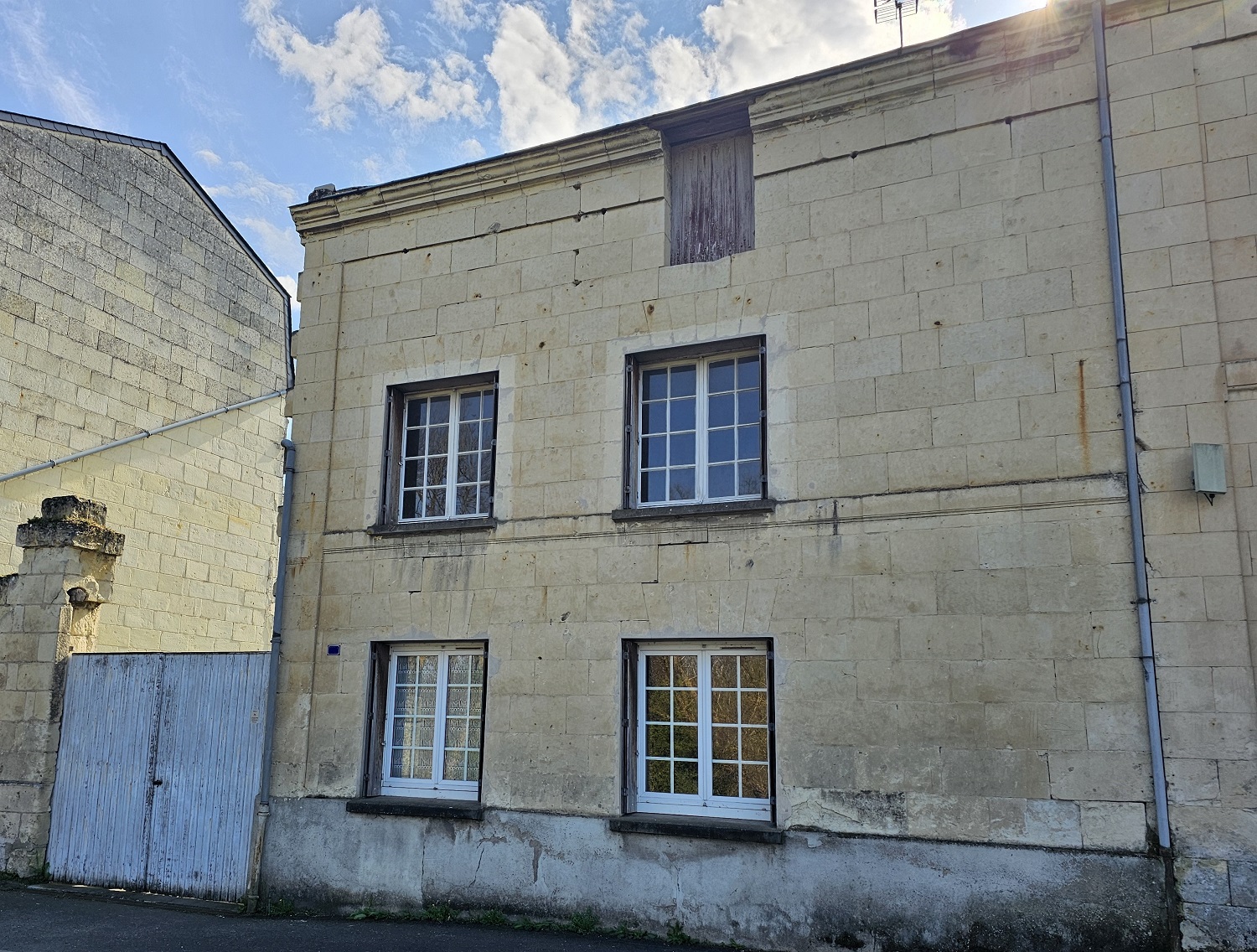 Souzay-Champigny Maison ancienne T5